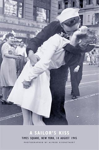 Marcos para cuadros laminas enmarcados, A sailor kiss